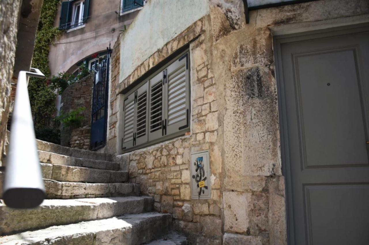 Apartamento Modern Stairs Rovinj Exterior foto