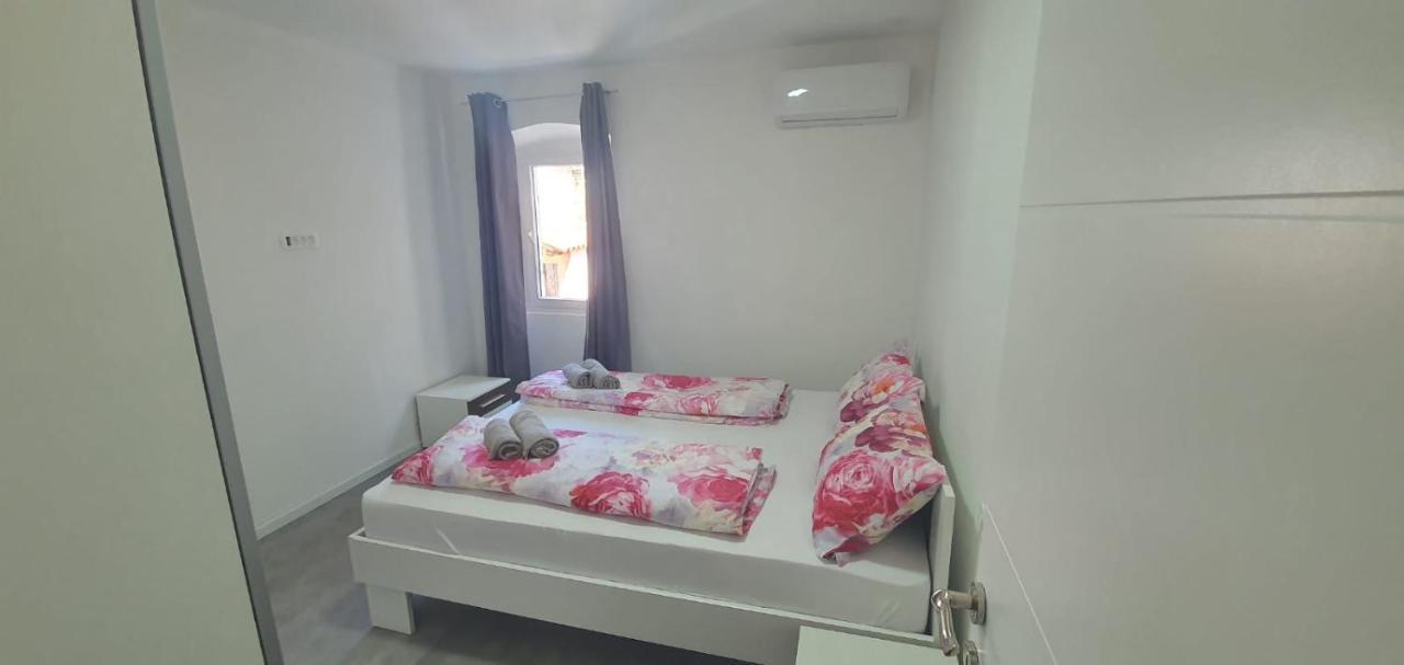 Apartamento Modern Stairs Rovinj Exterior foto